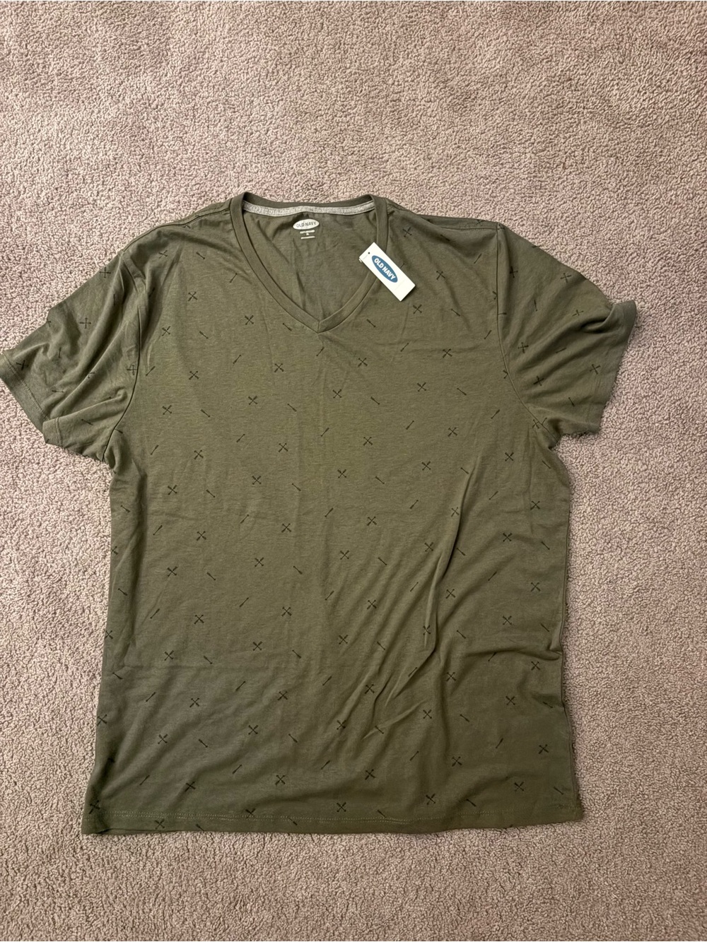Old Navy Men's Olive Green V-Neck Short Sleeve Tee with Subtle Cross Pattern